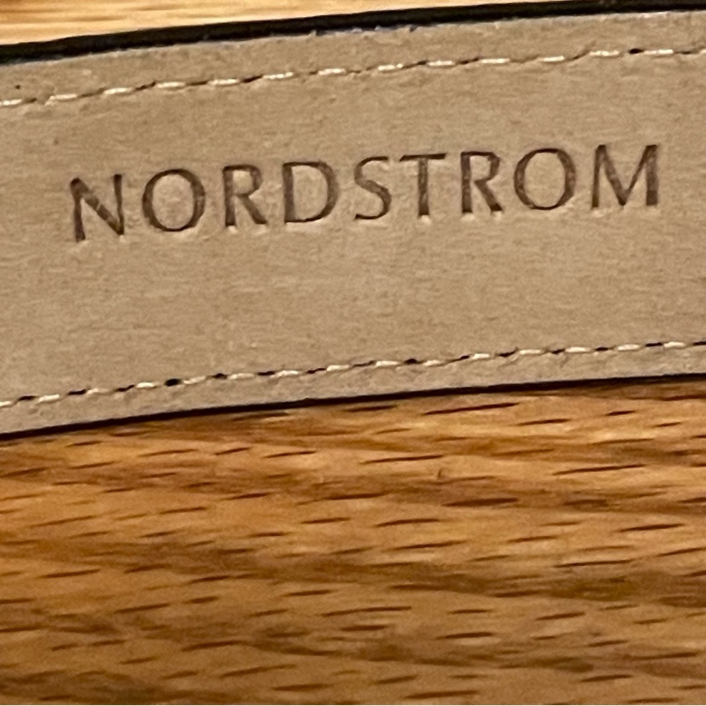 Nordstrom Italian Calfskin Leather Woman’s Belt Size M Made in USA Never Worn - Picture 9 of 16